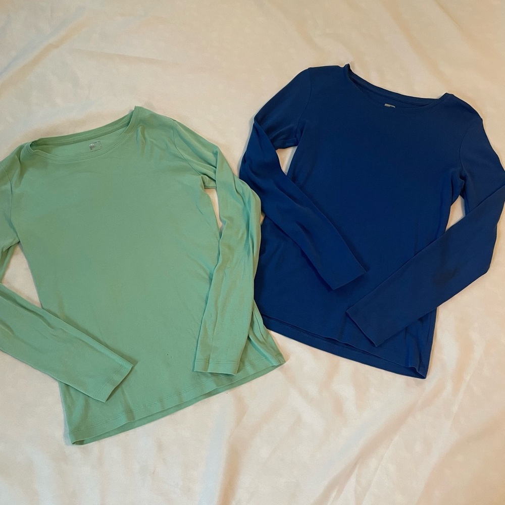 JC Penney Green and Blue Soft Long Sleeve‎ Tops, Size Medium